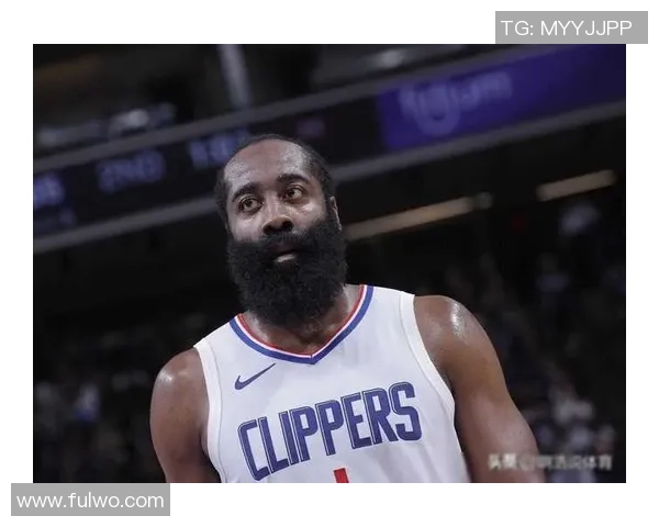 小保加与托利马激战正酣谁能在这场较量中笑到最后